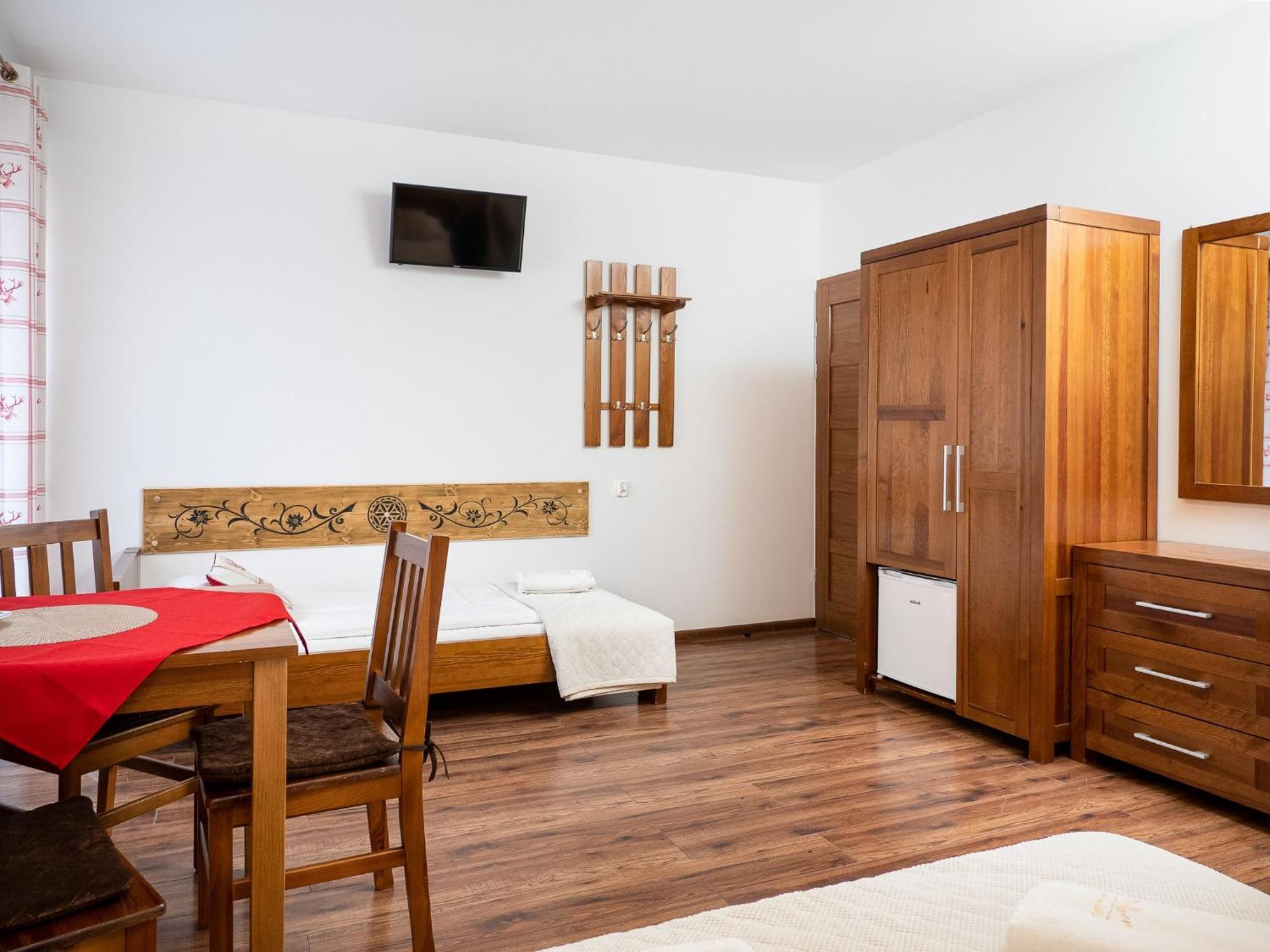 Willa Pod Reglami Male Ciche Sauna & Jacuzzi Exterior photo