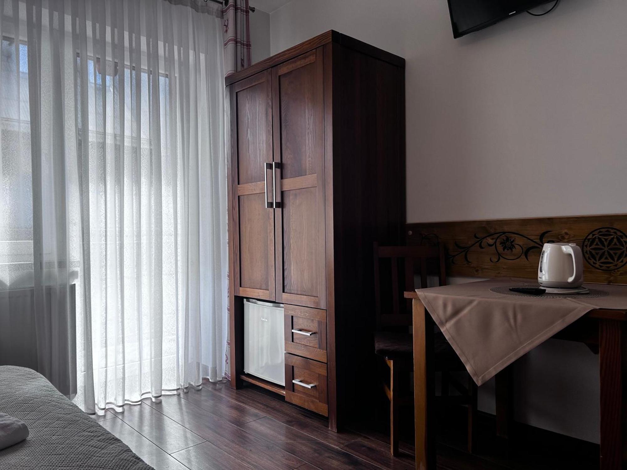 Willa Pod Reglami Male Ciche Sauna & Jacuzzi Exterior photo